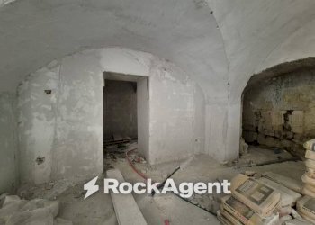 Magazzino - Two-room apartment via Vittorio Veneto, 57, Gravina in Puglia - photo 4