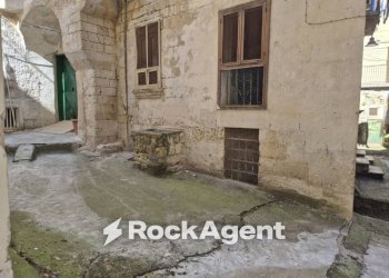 Cortile interno - Two-room apartment via Vittorio Veneto, 57, Gravina in Puglia - photo 10