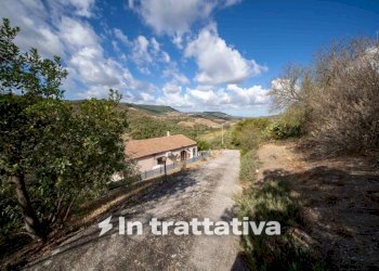 Terreno - Independent house via Francesco Cossiga, 180, Siligo - photo 1