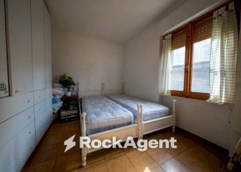 Camera da letto - Independent house via Francesco Cossiga, 180, Siligo - photo 12