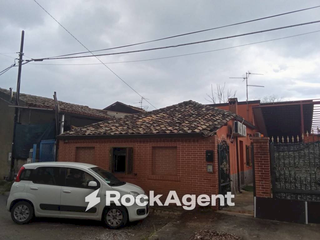 Facciata - Casa indipendente contrada Landrelli, Ardore - foto 3