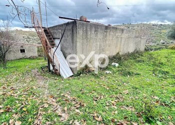 Warehouse Via Piersanti Mattarella, Villafranca Tirrena - photo 3