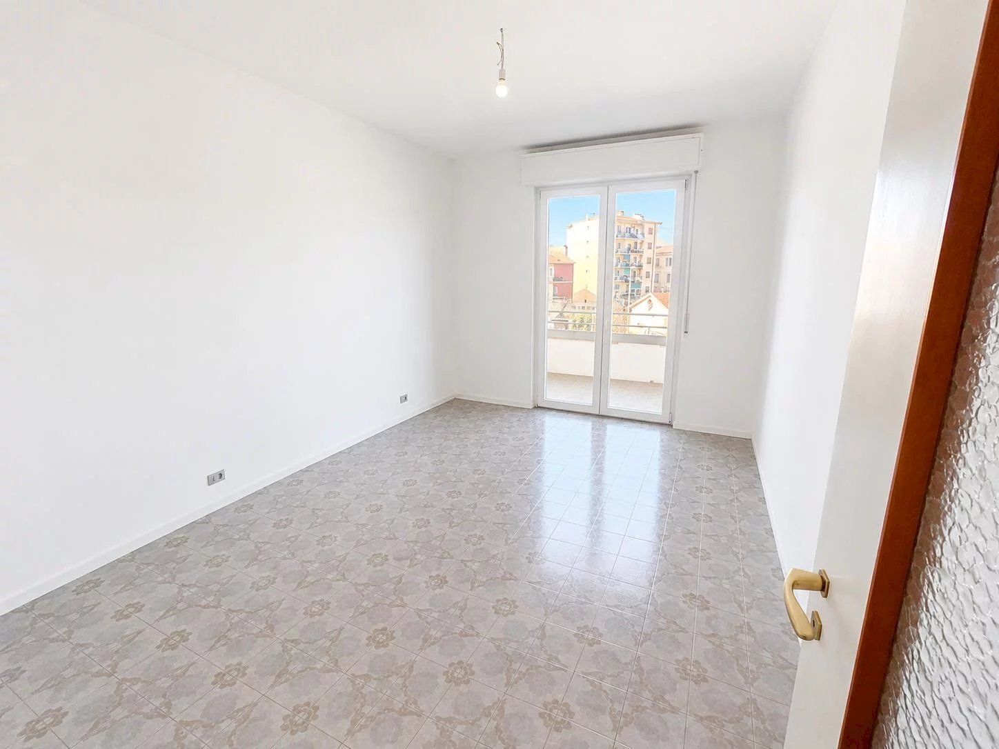 Four-room apartment Ventimiglia - photo 3