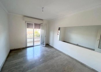Four-room apartment Ventimiglia - photo 4