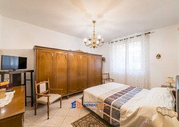 Trilocale Carmagnola - foto 13