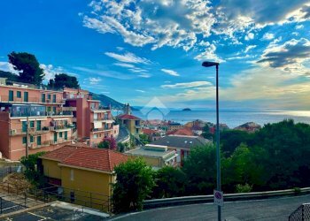 Four-room apartment Via Castello Romano, Laigueglia - photo 1