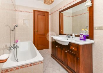 Four-room apartment Via oliva, Giaveno - photo 12