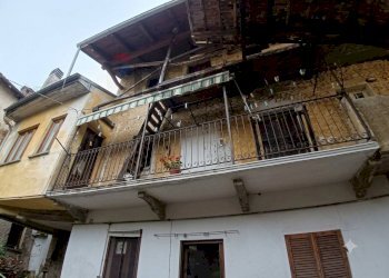 Stable - Palace corso cavour, 20 
 Sizzano, Sizzano - photo 2