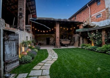 Stable - Palace corso cavour, 20 
 Sizzano, Sizzano - photo 18