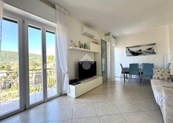 Three-room apartment Via Rangè, Alassio - photo 4