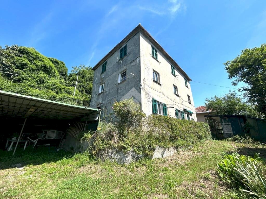 Portion of a house Via Grone, Serra Riccò - photo 1