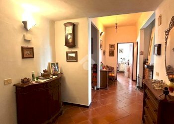 Portion of a house Via Grone, Serra Riccò - photo 7