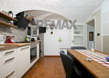 Trilocale Vico della Lepre, 7 
 Centro Storico, Genova (zona Centro Storico) - foto 7