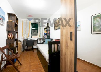 Trilocale Vico della Lepre, 7 
 Centro Storico, Genova (zona Centro Storico) - foto 21