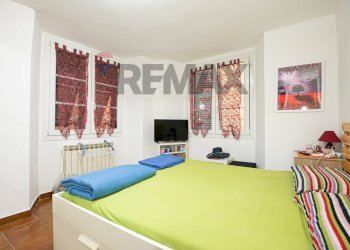 Trilocale Vico della Lepre, 7 
 Centro Storico, Genova (zona Centro Storico) - foto 26
