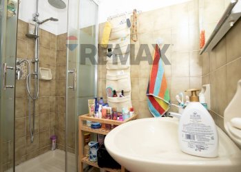 Trilocale Vico della Lepre, 7 
 Centro Storico, Genova (zona Centro Storico) - foto 31