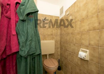 Trilocale Vico della Lepre, 7 
 Centro Storico, Genova (zona Centro Storico) - foto 35