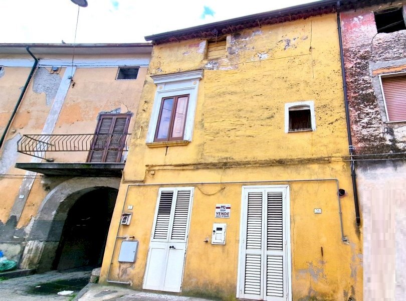 Independent house Mondragone - photo 1