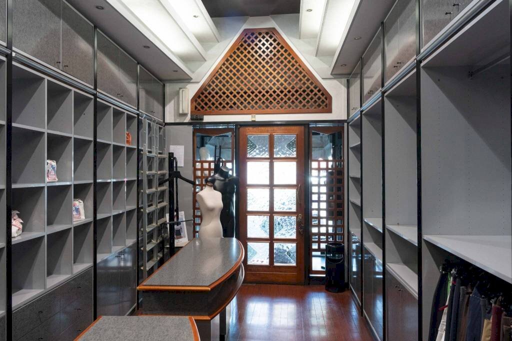 Shop Torino (neighborhood Rebaudengo) - photo 2