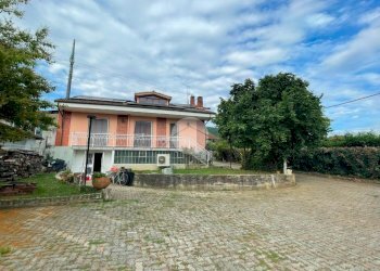 Semi-detached house Via Dei Ranuncoli, Piossasco - photo 3