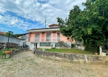 Semi-detached house Via Dei Ranuncoli, Piossasco - photo 4