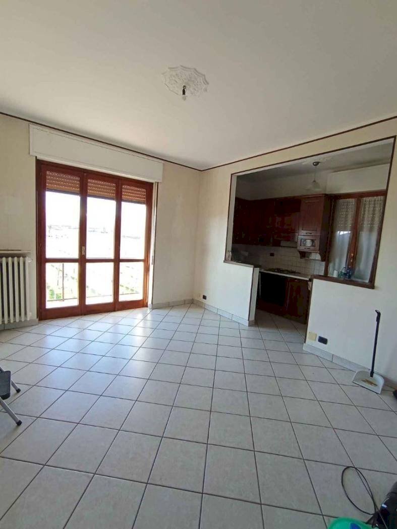 Four-room apartment Via Molino Morra, hamlet Confreria, Cuneo - photo 2