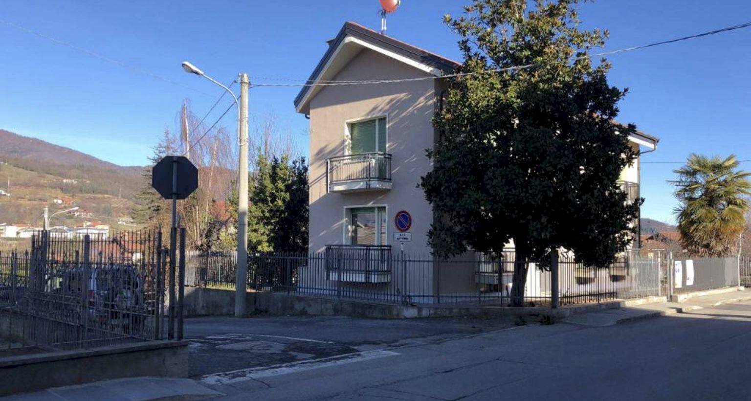 Semi-detached Villa Via Roberto Blanchi di Roascio, Dronero - photo 2