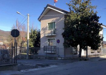Semi-detached Villa Via Roberto Blanchi di Roascio, Dronero - photo 2