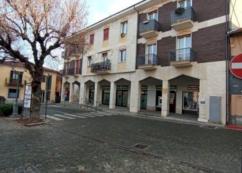 Appartamento Piazza Pietro Toselli, Peveragno - foto 1