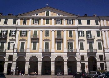 Commercial Premises Piazza Tancredi Duccio Galimberti, Cuneo (neighborhood Centro) - photo 2