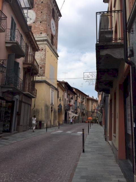 Locale Commerciale Via Roma, Borgo San Dalmazzo - foto 2