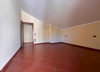 Single Family Villa Via della Ripa, hamlet Spinetta, Cuneo - photo 9