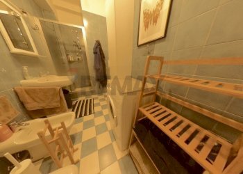 One-room apartment Crocetta, Torino, Torino (neighborhood Crocetta) - photo 17