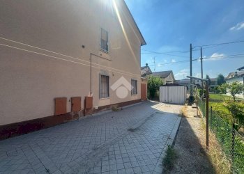 Apartment Via Fucik, Castelnovo di Sotto - photo 2