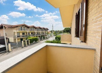 Three-room apartment Via Rossini, Rivalta di Torino - photo 16