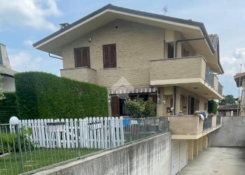 Three-room apartment Via Rossini, Rivalta di Torino - photo 22