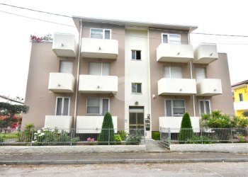 Quadrilocale Via L. Armstrong, Santarcangelo di Romagna - foto 1