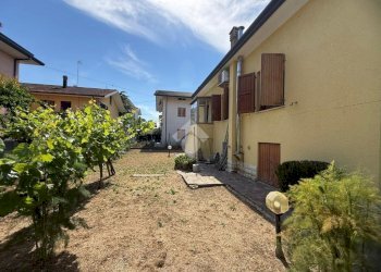 Villa Viale Genova, Riccione - foto 2