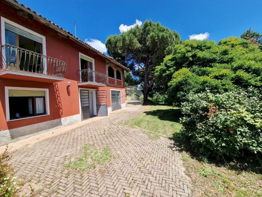 Semi-detached house Regione torrazzo, Cantarana - photo 1