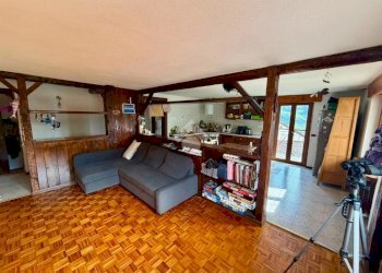Four-room apartment Frazione Petit Fenis, Nus - photo 3