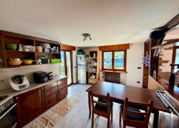 Four-room apartment Frazione Petit Fenis, Nus - photo 5