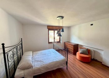 Four-room apartment Frazione Petit Fenis, Nus - photo 12