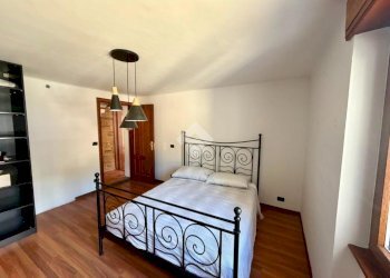Four-room apartment Frazione Petit Fenis, Nus - photo 13