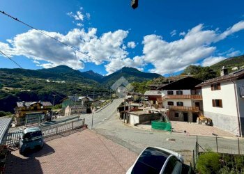 Four-room apartment Frazione Petit Fenis, Nus - photo 22