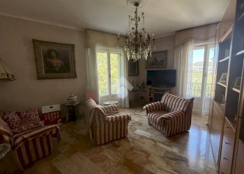 Quadrilocale appartamento via cesare cabella, Genova (zona Castelletto) - foto 2