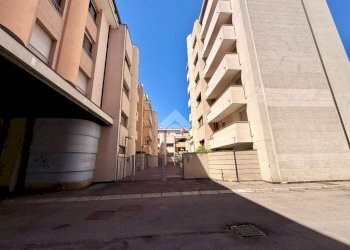 Trilocale Via Cesare Battisti, Abbiategrasso - foto 22