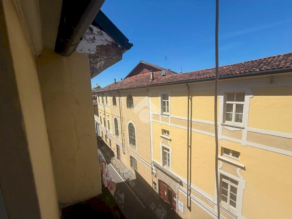 One-room apartment Via S. Giuseppe Benedetto Cottolengo, Torino (neighborhood Aurora) - photo 1