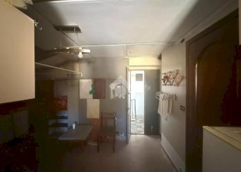 One-room apartment Via S. Giuseppe Benedetto Cottolengo, Torino (neighborhood Aurora) - photo 3
