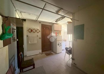 One-room apartment Via S. Giuseppe Benedetto Cottolengo, Torino (neighborhood Aurora) - photo 5