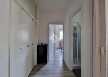 Two-room apartment Via zurigo, Milano (neighborhood Inganni) - photo 3